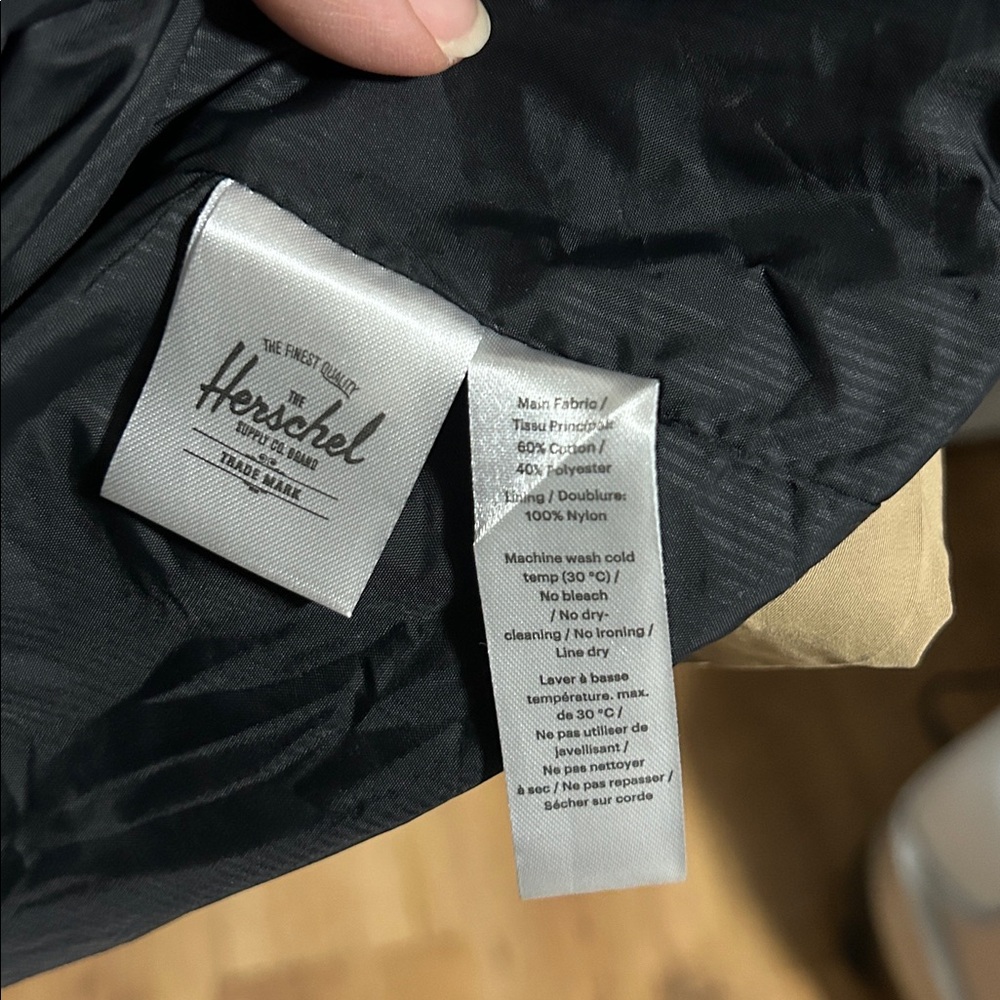 Women’s Hershel Supply Tan Single-Breasted Trench Coat-size small - Picture 7 of 9